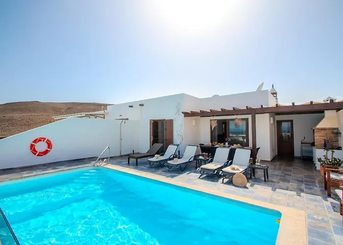 Casa Serena Panoramic Views, Ac And Pool Dom wakacyjny *