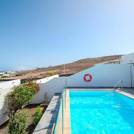 Casa Serena Panoramic Views, Ac And Pool Prázdninový dům Playa Blanca (Lanzarote)