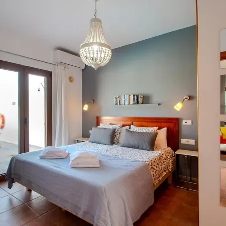 Casa Serena Panoramic Views, Ac And Pool Semesterbostad *