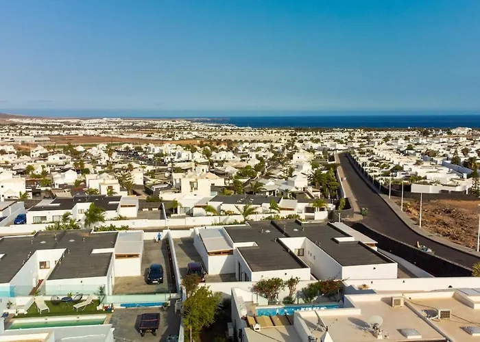 Vakantiehuis Casa Serena Panoramic Views, Ac And Pool Playa Blanca (Lanzarote)